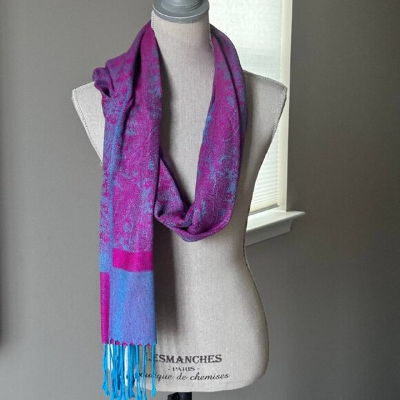 Accessories - Pink and purple scarf with fringe.